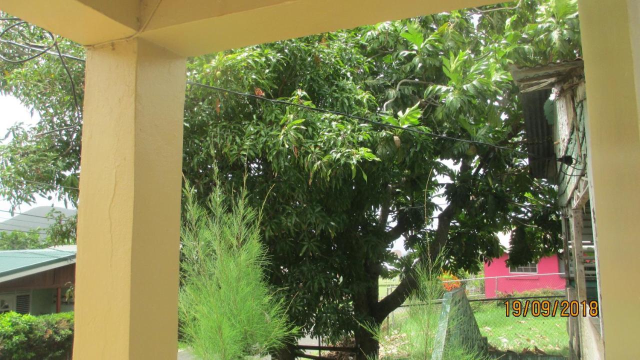 Tropical Breeze Vacation Home And Apartments Gros Islet Kültér fotó