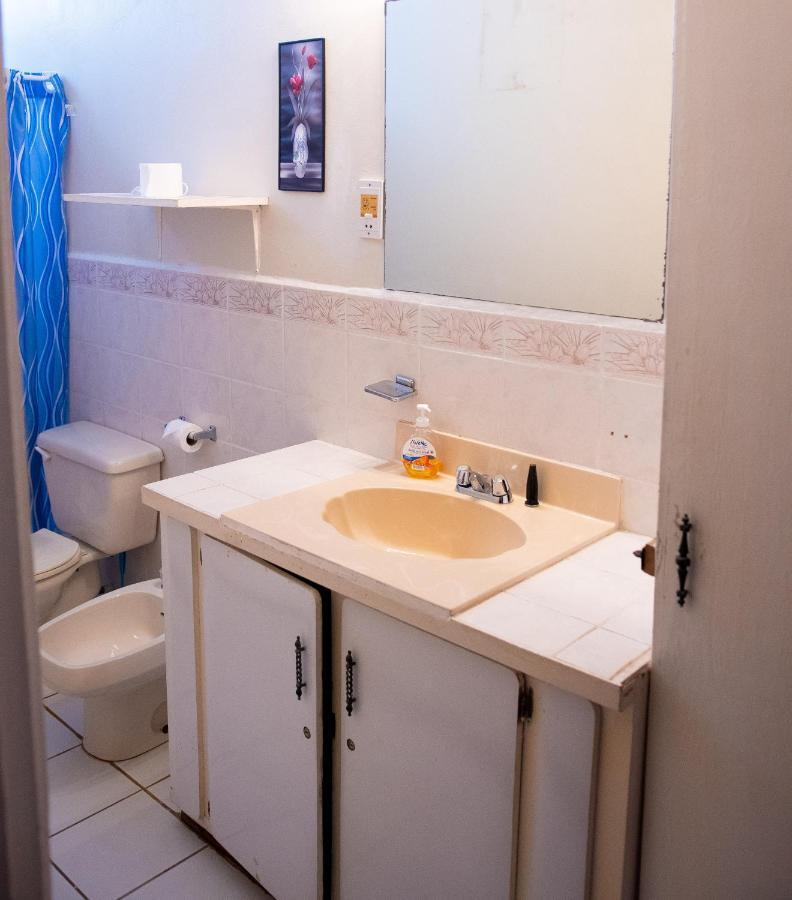 Tropical Breeze Vacation Home And Apartments Gros Islet Kültér fotó