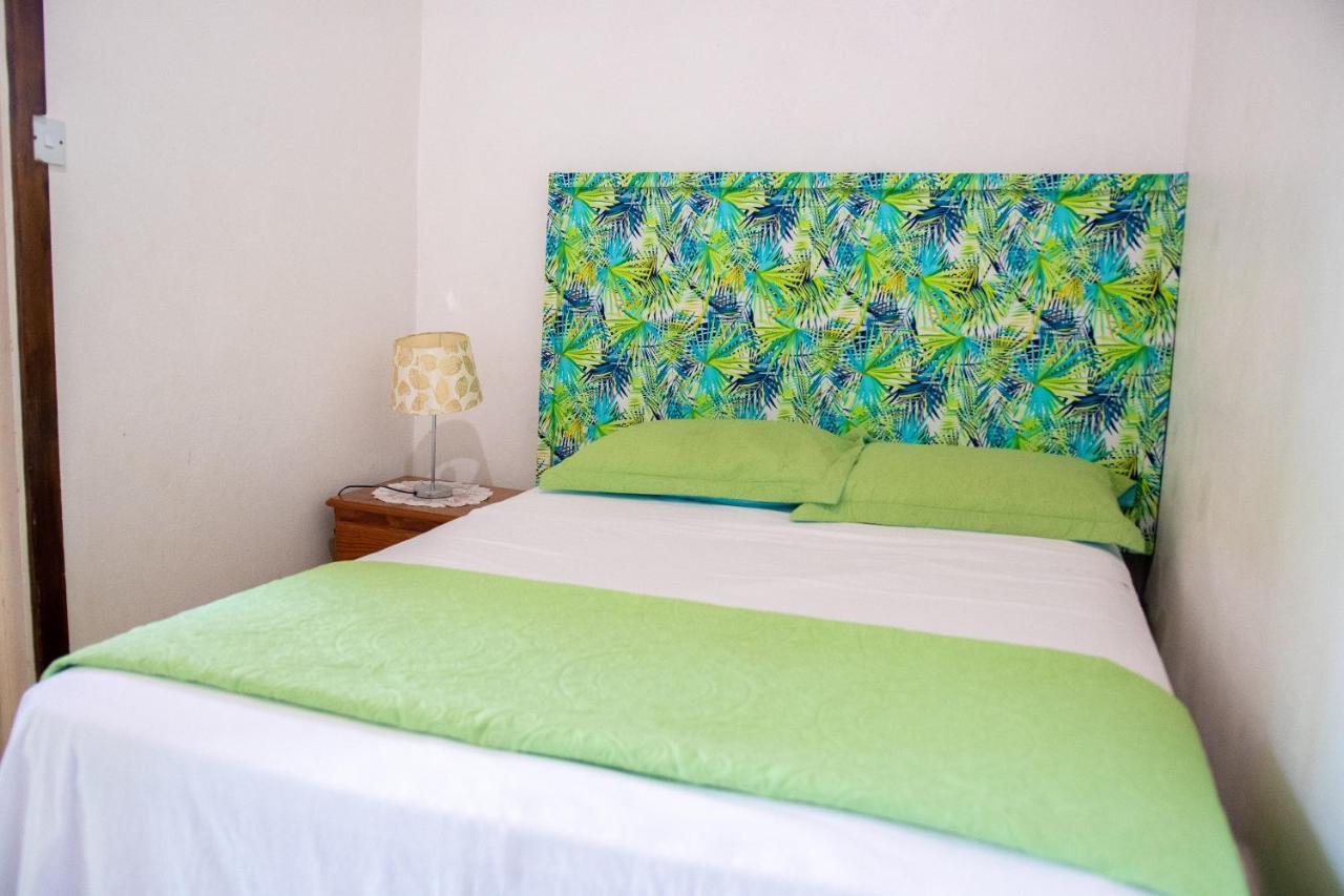 Tropical Breeze Vacation Home And Apartments Gros Islet Kültér fotó